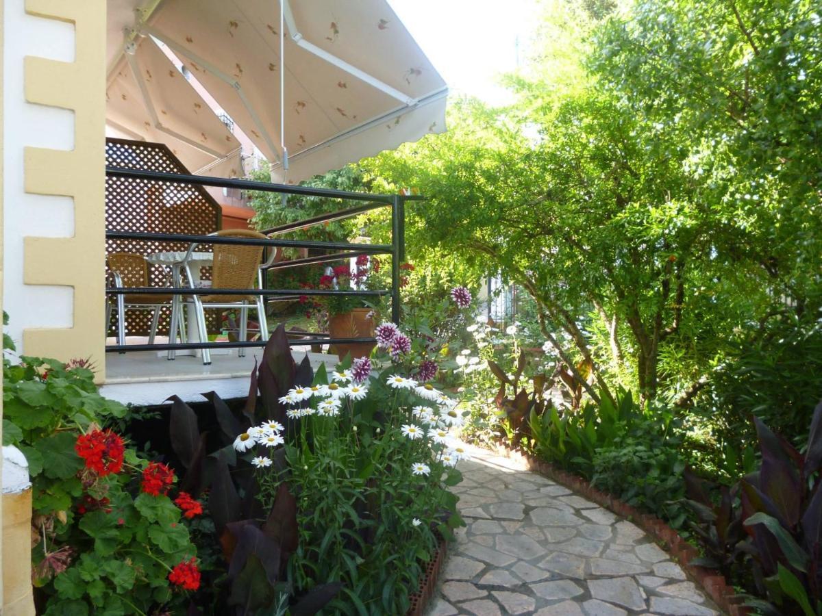 Kostas Apartments & Studios Άγιος Γεώργιος Πάγων Εξωτερικό φωτογραφία