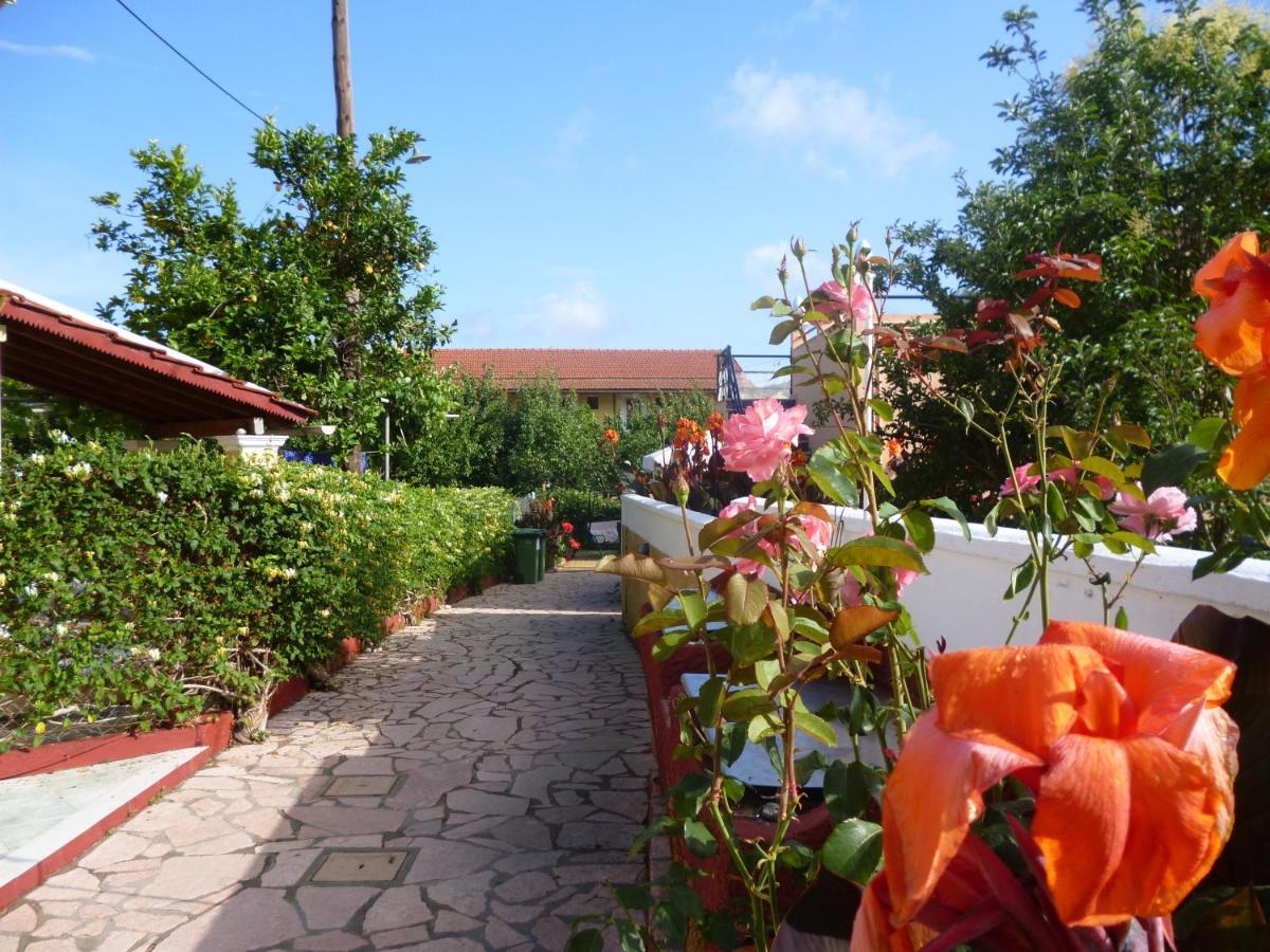 Kostas Apartments & Studios Άγιος Γεώργιος Πάγων Εξωτερικό φωτογραφία
