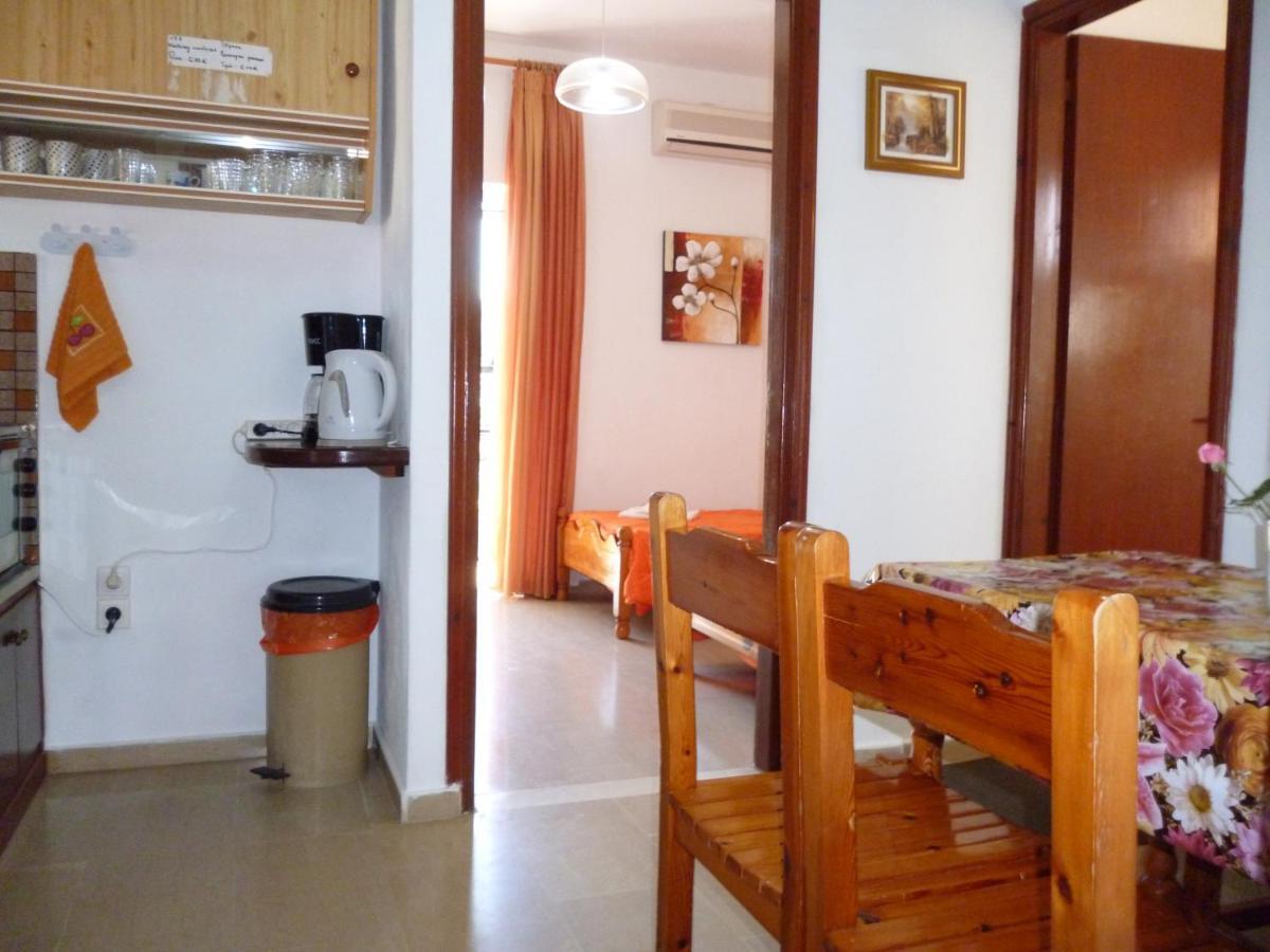 Kostas Apartments & Studios Άγιος Γεώργιος Πάγων Εξωτερικό φωτογραφία