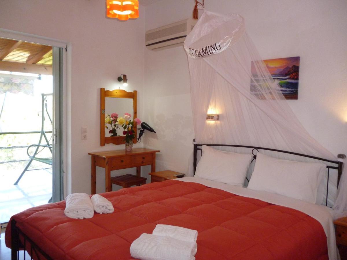 Kostas Apartments & Studios Άγιος Γεώργιος Πάγων Εξωτερικό φωτογραφία