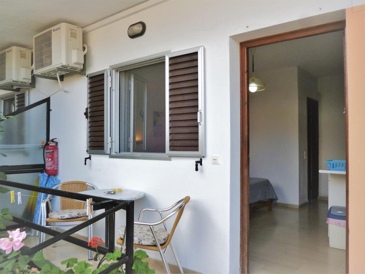 Kostas Apartments & Studios Άγιος Γεώργιος Πάγων Εξωτερικό φωτογραφία
