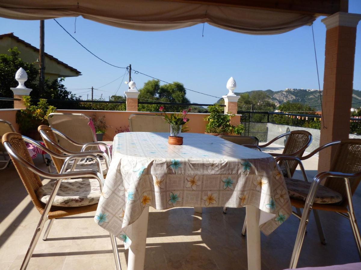 Kostas Apartments & Studios Άγιος Γεώργιος Πάγων Εξωτερικό φωτογραφία